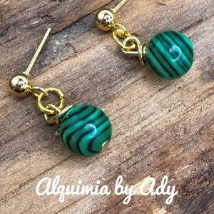 Alquimia Elegant Green and Gold Earrings